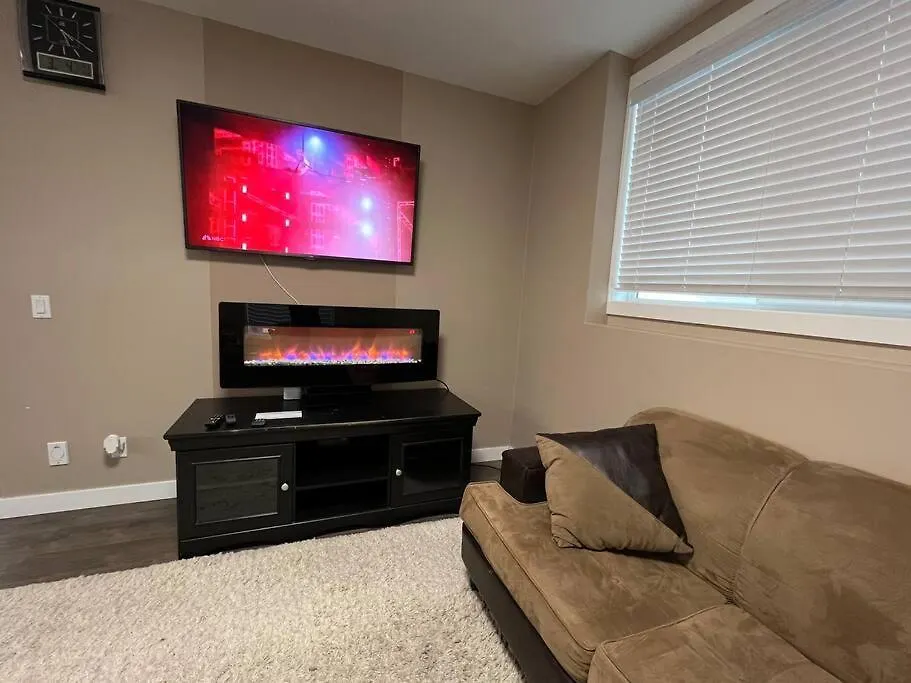 公寓 Spacious Private Walkout Entire Suite Close To Yyc, Dt, Shops, Stampede & Mountains With Many Amenities In Panorama Hills Nw - 4 Can Sleep