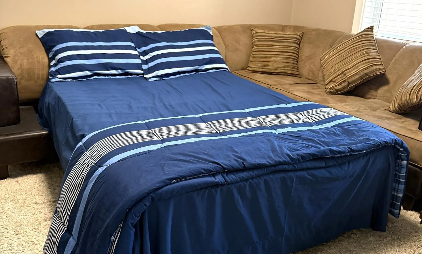 Spacious Private Walkout Entire Suite Close To Yyc, Dt, Shops, Stampede & Mountains With Many Amenities In Panorama Hills Nw - 4 Can Sleep 0*, Calgary